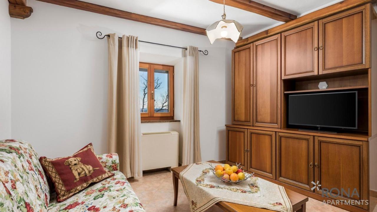 Rona Stone House Apartments Janja Boljun Kültér fotó